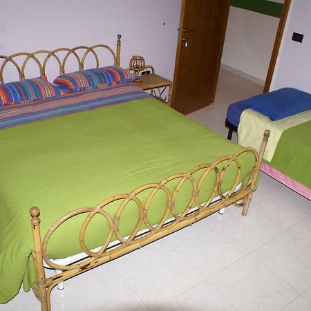 Bed and Breakfast People Castorano Екстер'єр фото